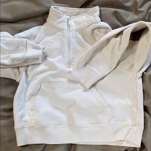 brandy melville sweatshirt